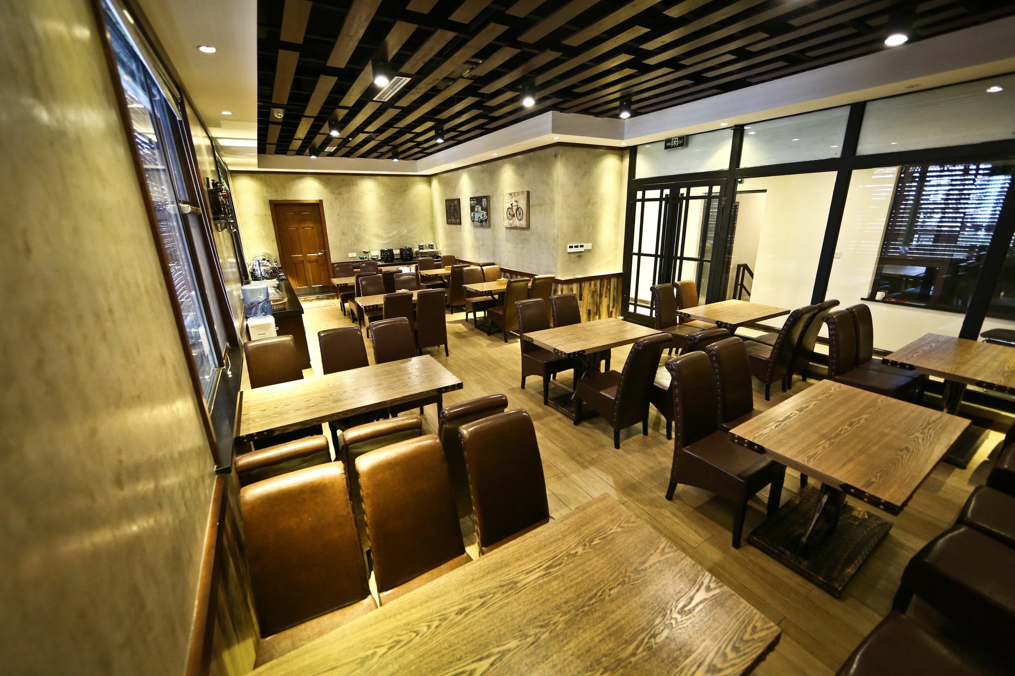 Nost Algia Hotel Near Beijing Panjiayuan Antique Market- Beijing Happy Valley, Cbd, China Zun And Sanlitun, Tian'Anmen Square, Free Ice Cream, Mineral Water, Coffee, Snacks And Laundry Service, Free Gymnastic, English Communication Well Buitenkant foto