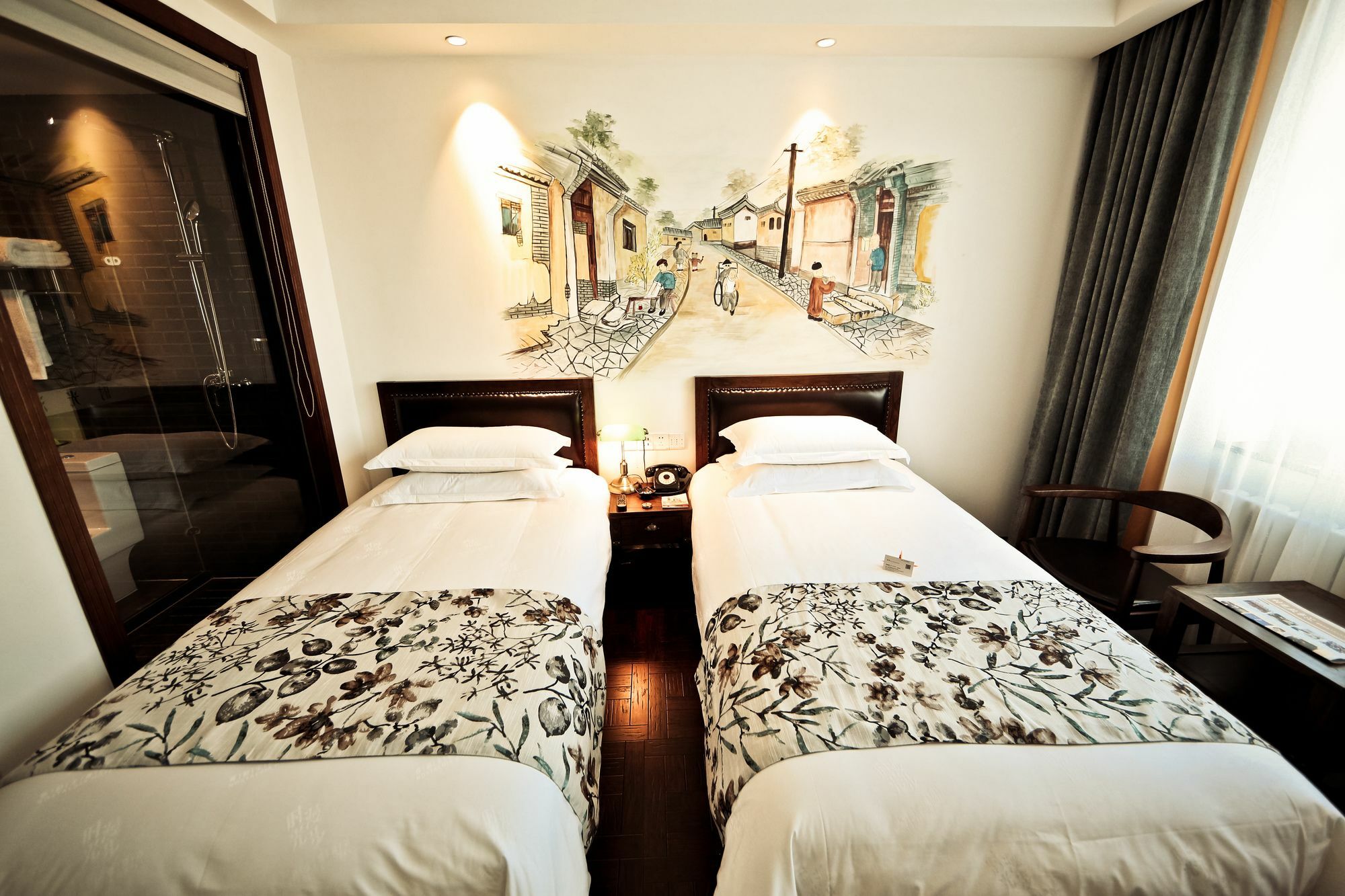 Nost Algia Hotel Near Beijing Panjiayuan Antique Market- Beijing Happy Valley, Cbd, China Zun And Sanlitun, Tian'Anmen Square, Free Ice Cream, Mineral Water, Coffee, Snacks And Laundry Service, Free Gymnastic, English Communication Well Buitenkant foto